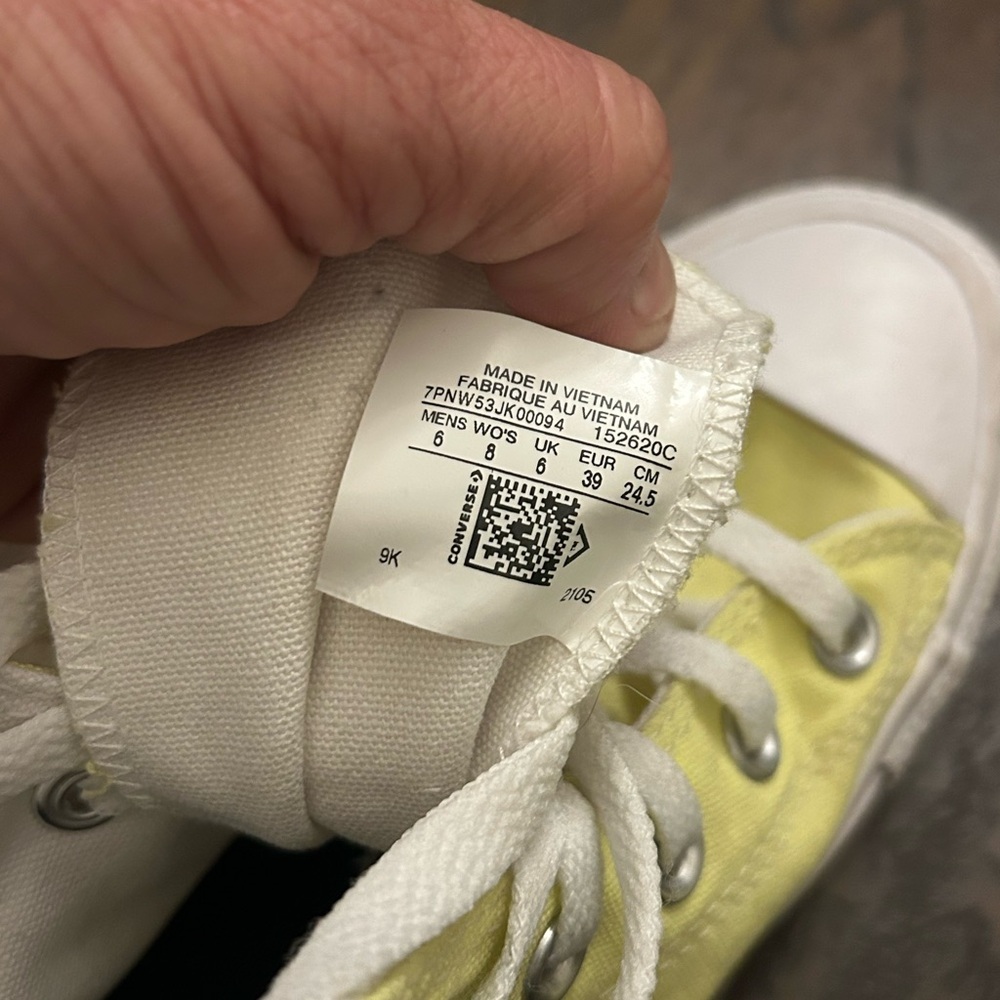 Converse Chuck Taylor All Star High Top Unisex Sneakers Light Yellow W 8 M 6 - Picture 6 of 7